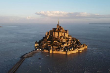 Tarifs drone pour valorisation du patrimoine et paysages – INSPIDRONE Mont Saint-Michel – Tarifs prestation drone pour patrimoine